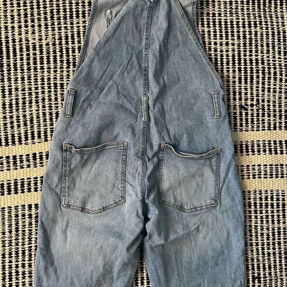 Celebrity Pink Size Small Light Blue Distressed Overalls - Picture 6 of 6